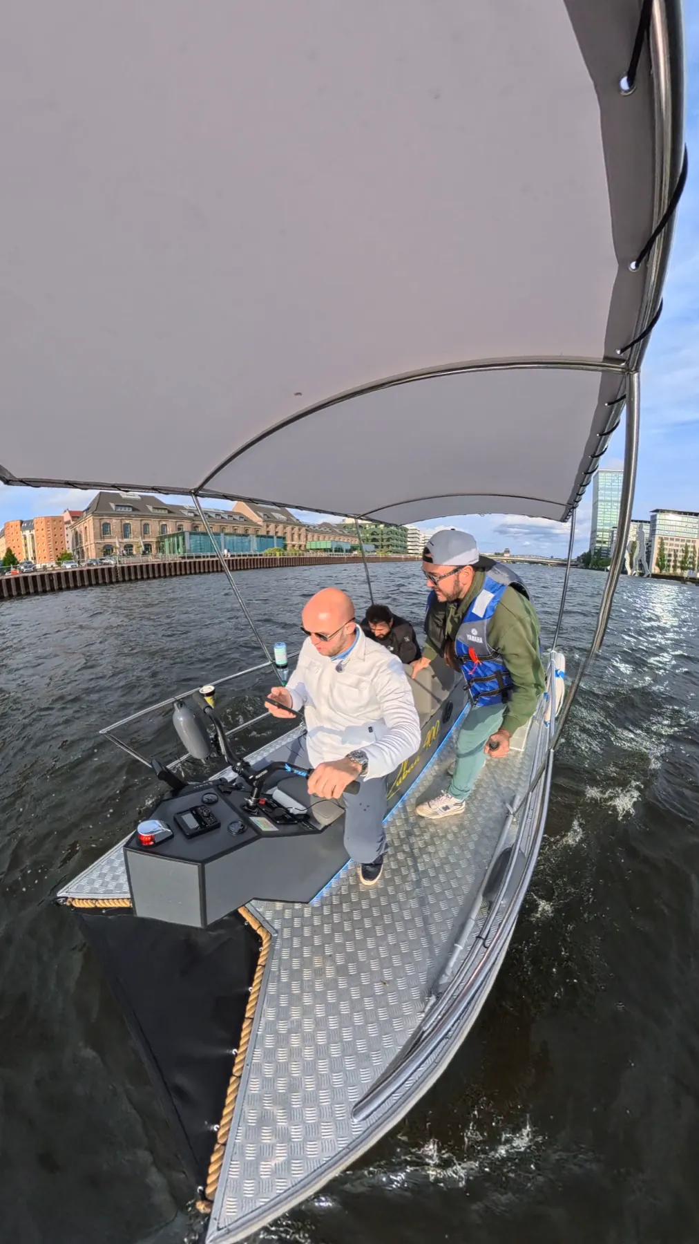 Fahrt auf der Spree in Berlin